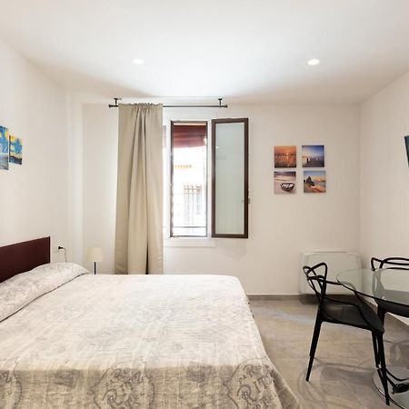 Goito 3, Bologna By Short Holidays Экстерьер фото