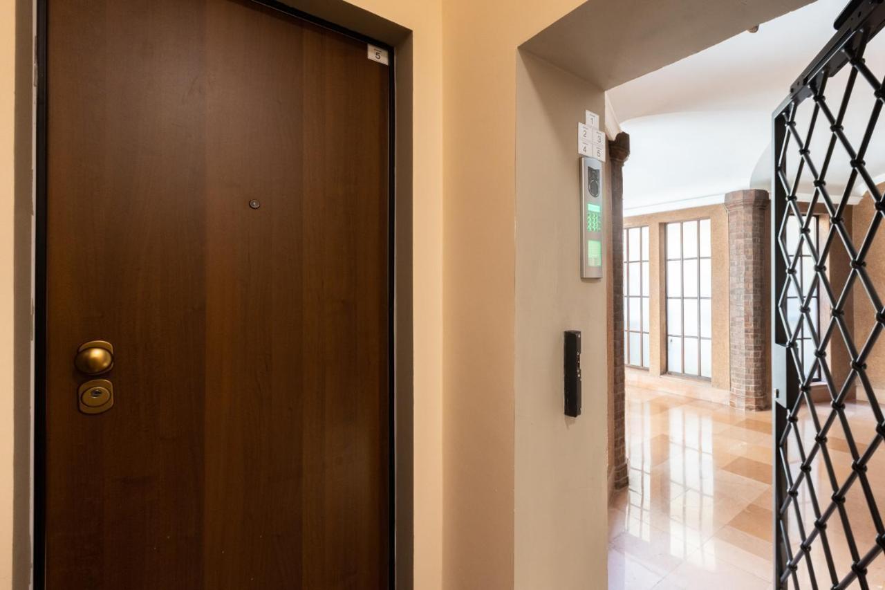 Goito 3, Bologna By Short Holidays Экстерьер фото